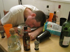 Picutured Dr. Ryan Greysen in a hypothetical photo demonstrating what type of online physician behavior could prompt state boards to investigate. Depicted Use of Alcohol With Intoxication Online –Vignette with moderate consensus for investigation. (Image used with permission by Dr. Ryan Greysen.)